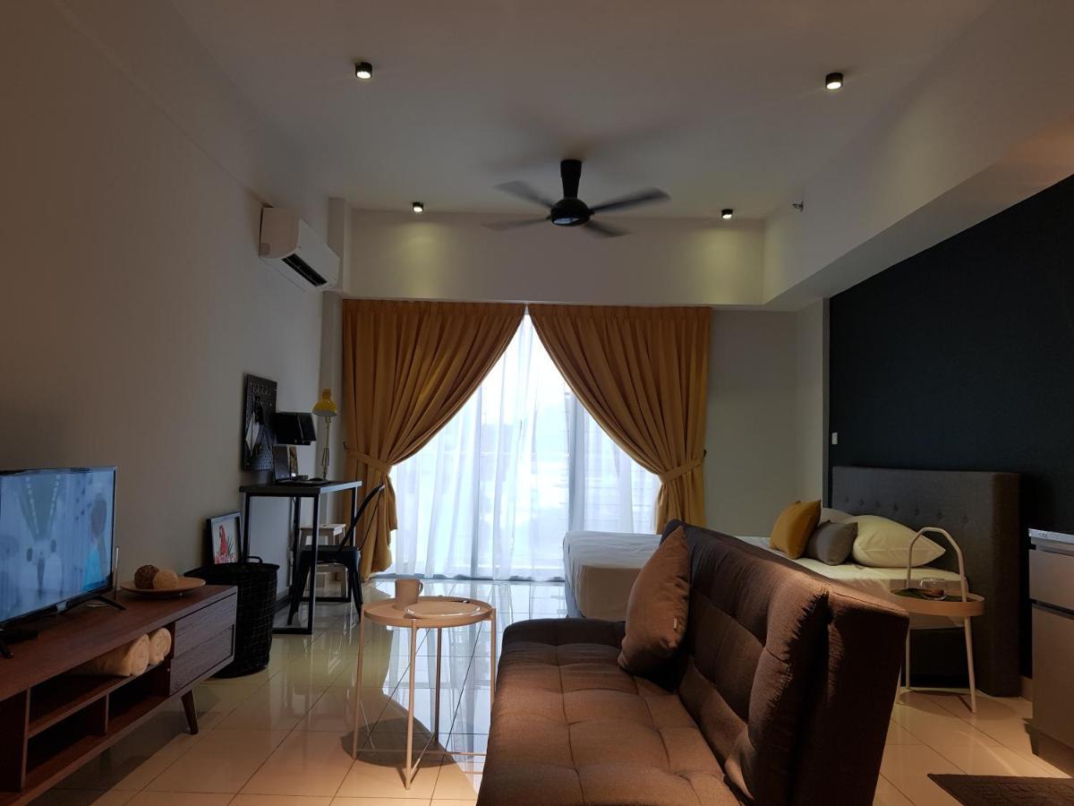 Aeropod Sovo Studio - Laxzone Suite Kota Kinabalu Exteriör bild
